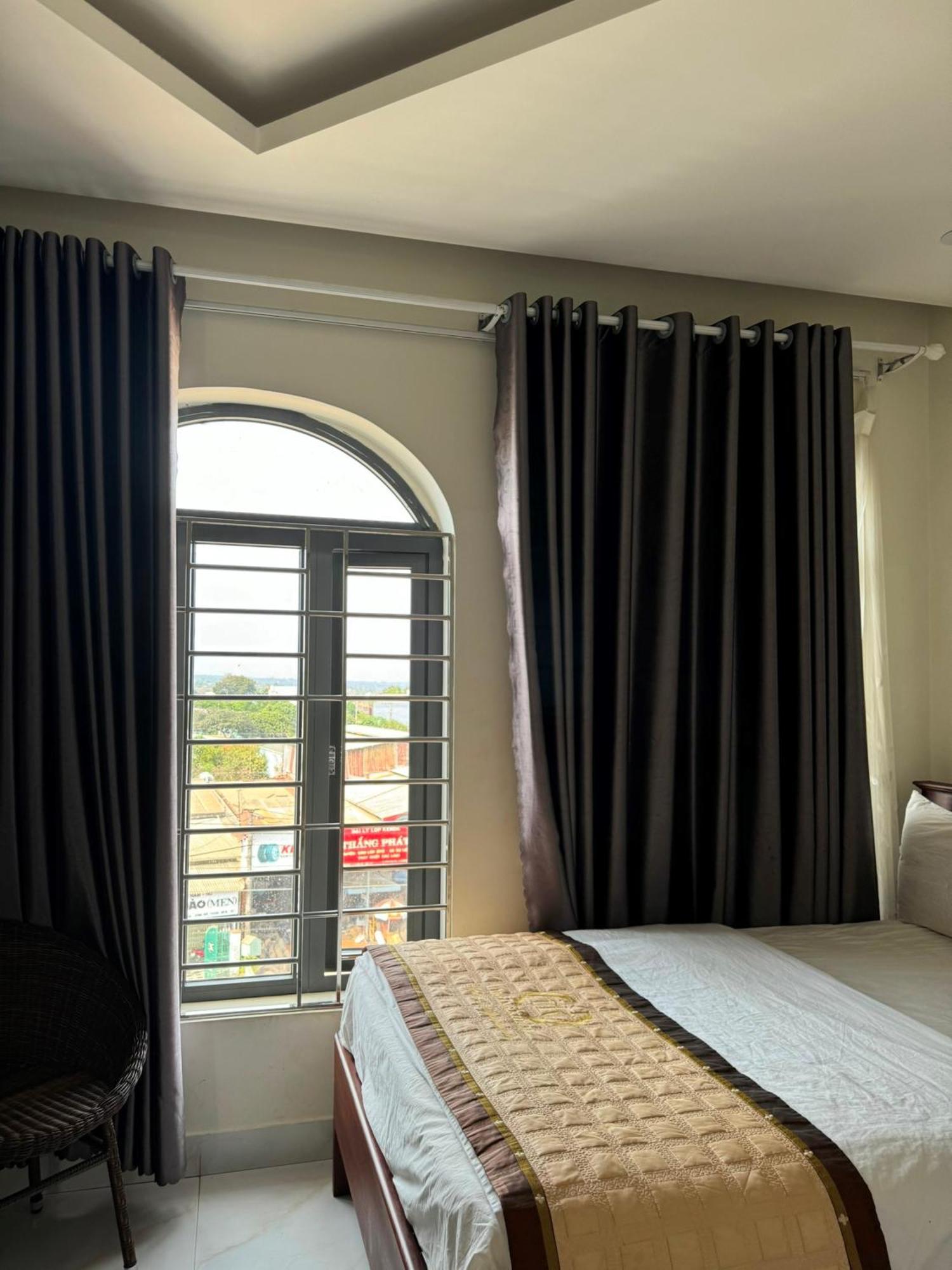 Hoang Khiem Hotel Pleiku Luaran gambar